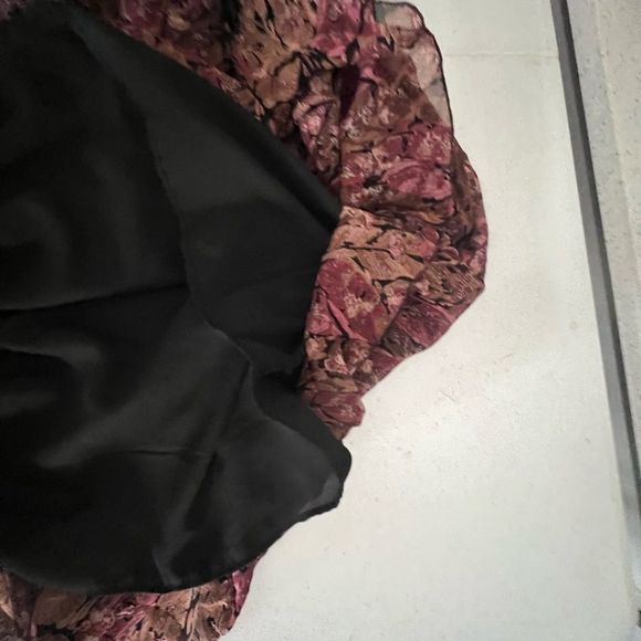 Style & Co. Maxi Dress with V Neck in Lightweight Fabric Moves with Breeze SZ 10 - Picture 7 of 11